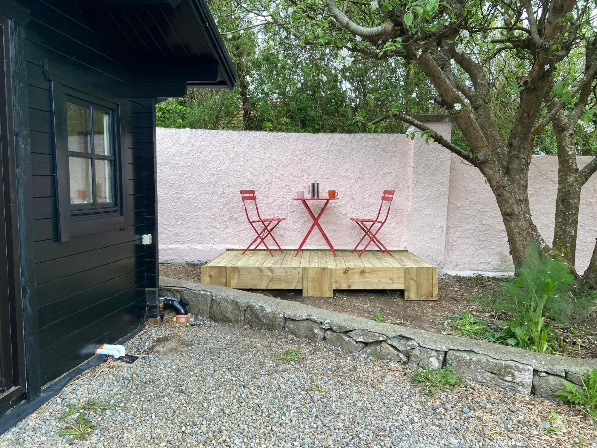 The Cosy Cabin By The Shore Galway Eksteriør billede